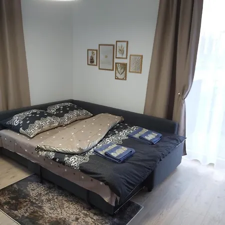 Zaibo G. 1 Apartment *